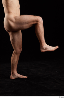 Tomas Salek 1 flexing leg nude side view 0004.jpg